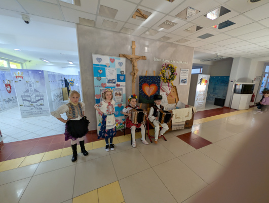 PXL_20260430_052704995