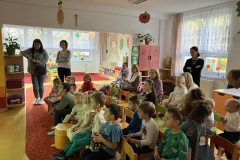 Deň materských škôl - Uspávanie chrobáčikov a ich kamarátov