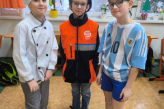 hdimg389b5183bdf347cf54aa7c6466c89a